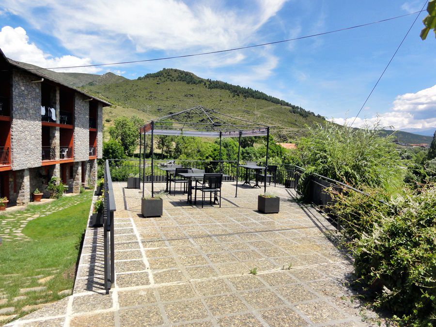 Fonda Matia Hotell Bellver De Cerdanya Exteriör bild