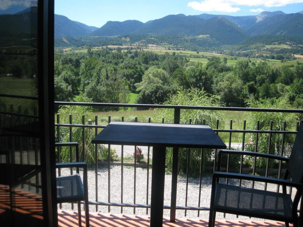 Fonda Matia Hotell Bellver De Cerdanya Rum bild